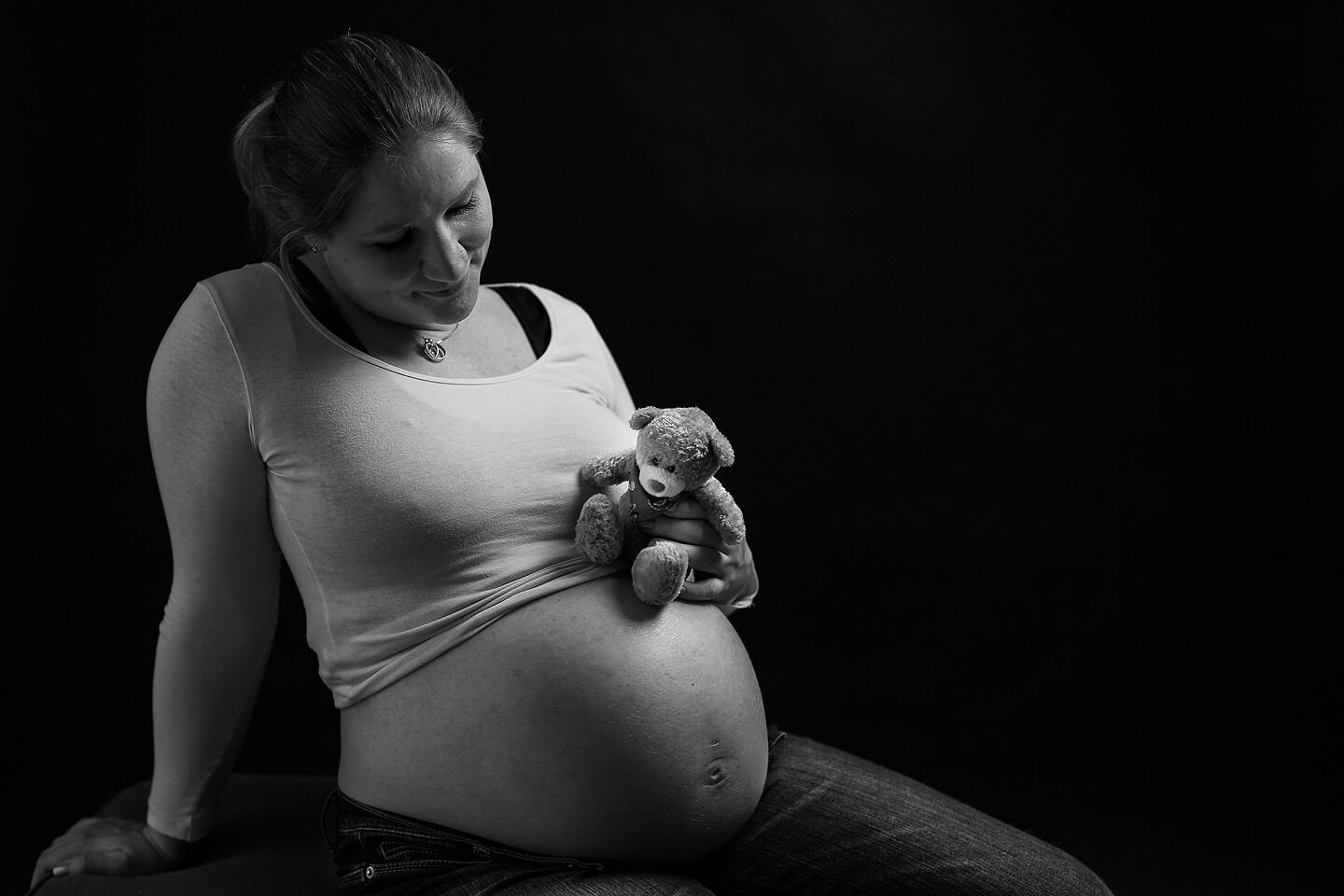 Schwangerschaftsfoto das bei einem Homeshooting bei Hamburg entstanden ist