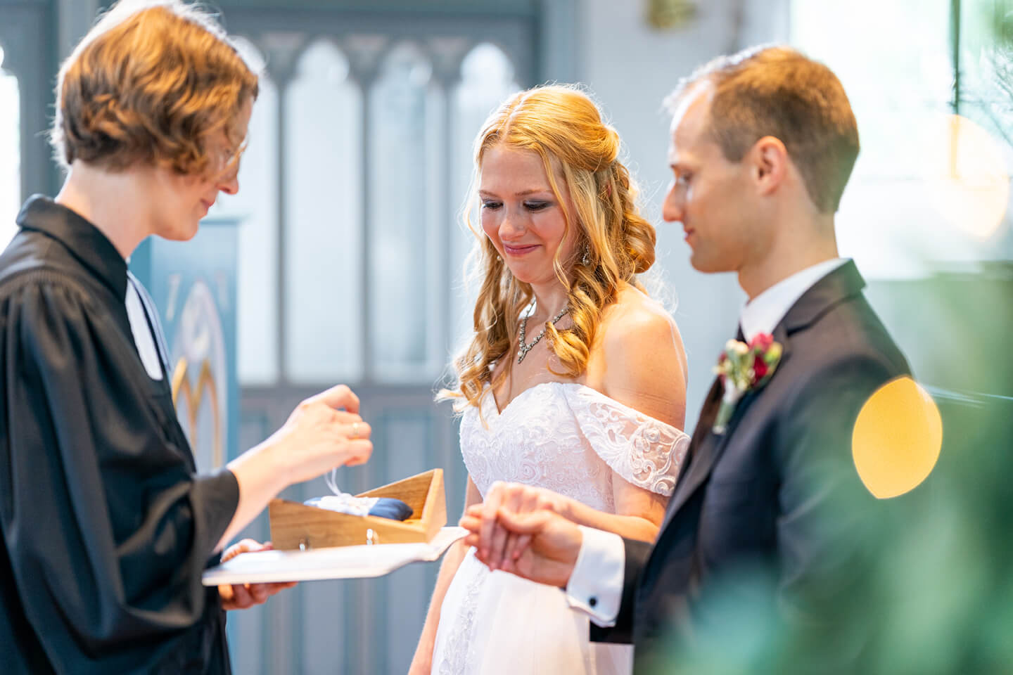 Ringtausch, fotografiert von dem Hamburger Hochzeitsfotograf Florian Läufer