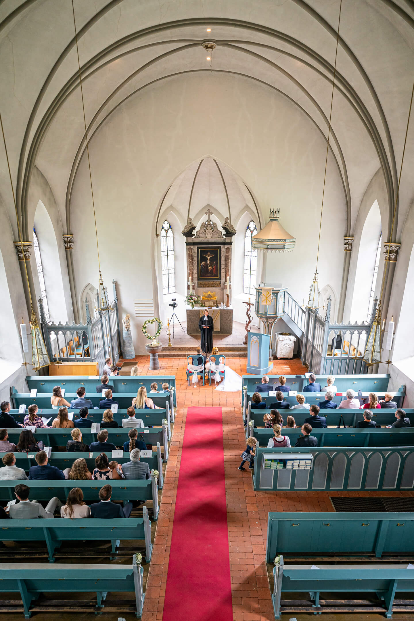 Kirchenschiff der St. Marien Kirche bei Gut Basthorst in Schleswig-Holstein.